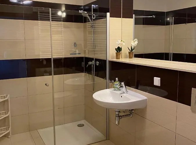 Apartmán 47m2 Olympic, Blisko Plazy, Garaz *