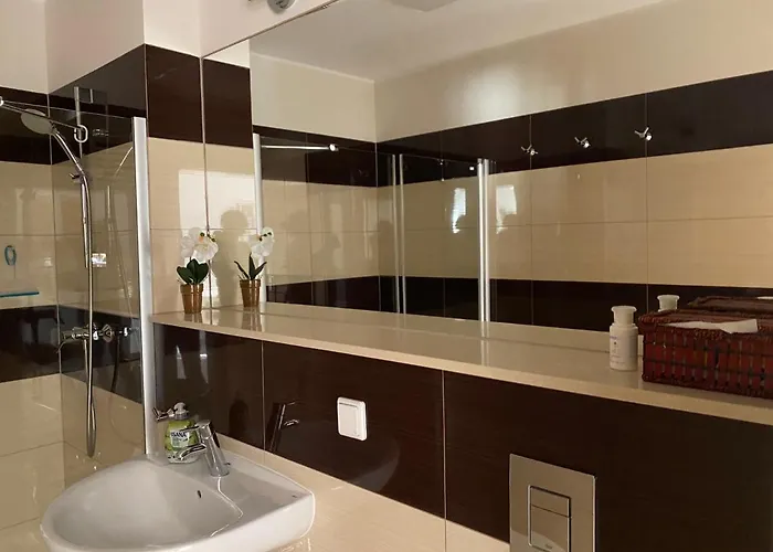 47m2 Olympic, Blisko Plazy, Garaz Apartment *